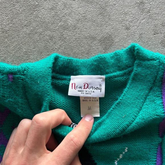 Vintage 90s Nan Dorsey Geometric Sweater Size Medium Green USA Made Pullover - Picture 3 of 5